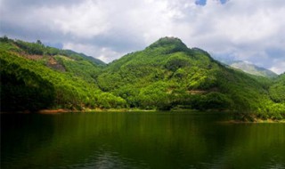 山清水秀太阳高原唱 你知道歌词吗