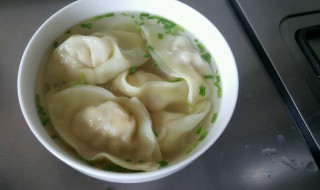 葱花馄饨家常做法 葱花馄饨的制作方法