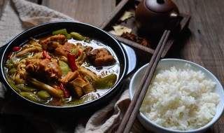 黄焖鸡米饭用什么料酒好 黄焖鸡米饭用啥料酒