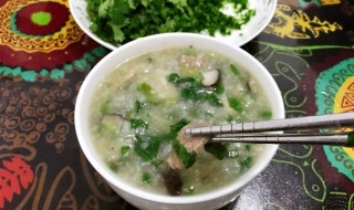 牛肉芹菜粥做法图解 老少咸宜的一道菜