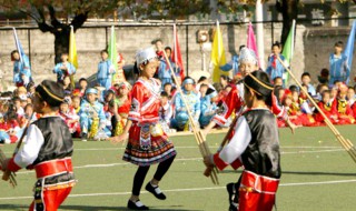 芦笙节是哪个民族的节日的 芦笙节是以什么为主要活动