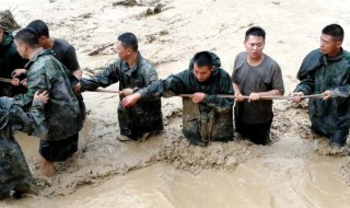 发生泥石流如何应急自救 泥石流应急自救的方法