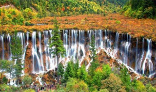 四川必去的十大景点 九寨沟峨眉山不得不去