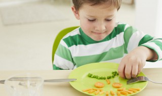 孩子浪费食物怎么教育 小孩浪费食物怎么办