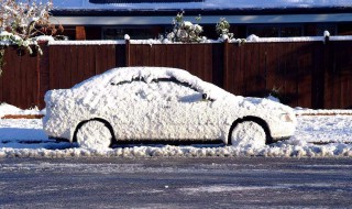 雪地开车的技巧 雪地怎么开车