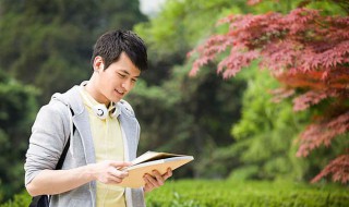 朗读者青春原文 朗读者青春原文介绍