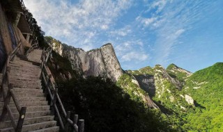 奇险天下第一山是什么山 奇险天下第一山的山峰介绍