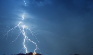 雷雨天远离避雷针多少米 雷雨天离避雷针多少米是安全距离