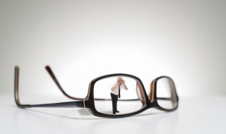 眼镜店如何取名 眼镜起名手法