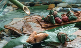 煮粽子是冷水效果还是热水下锅 粽子要冷水下锅吗