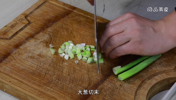 酸辣豆芽炒粉条的做法 酸辣豆芽炒粉条怎么做