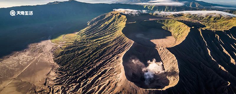 哪个火山爆发毁灭了古罗马帝国的庞贝城