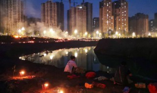 能讲中元节快乐吗，给我讲一下中元节