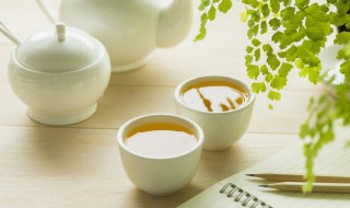 沉香叶茶的制作方法（沉香叶制作茶的全过程）