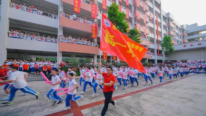 新冠“乙类乙管”后首次高考，多地明确考生自主决定是否戴口罩