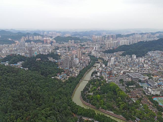 贵州遵义：​​​​​​​认房不认贷，鼓励实力较强的央企、国企到遵拿地