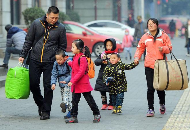 “神兽”脱笼将近！四川各地中小学寒假时间公布，家长们又发愁了